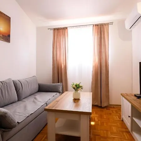 Sunset Cove 아파트 *